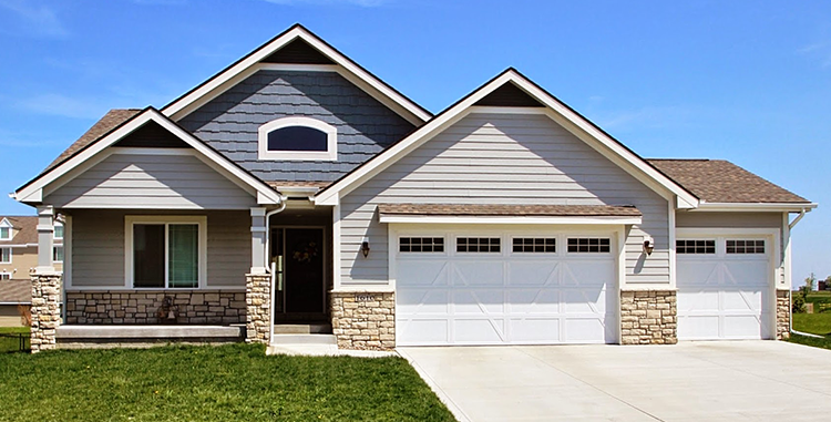 des-moines-garage-door-installation-5.png